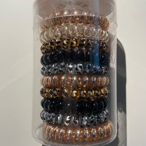 Crease Free Scrunchies